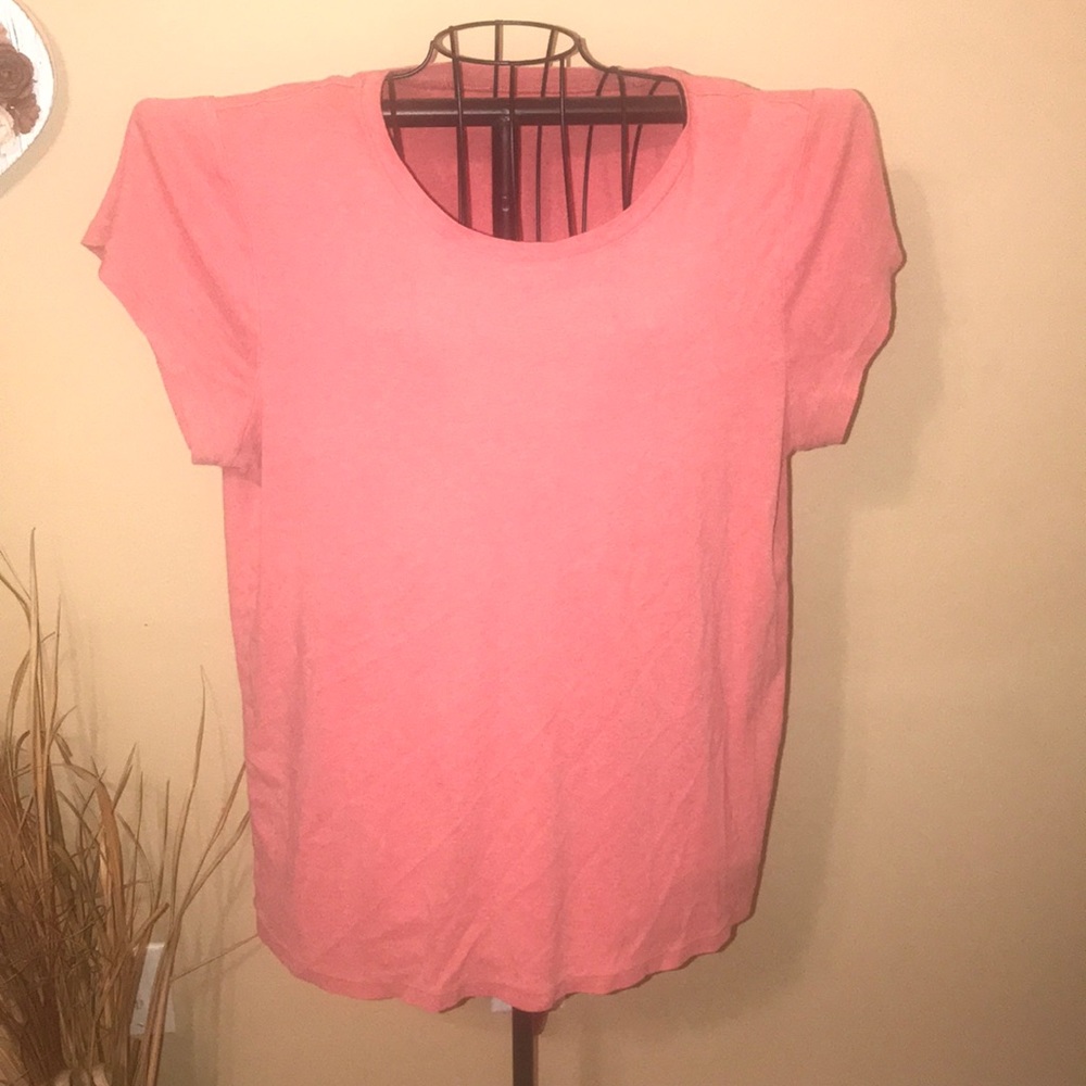 Old Navy Tshirt